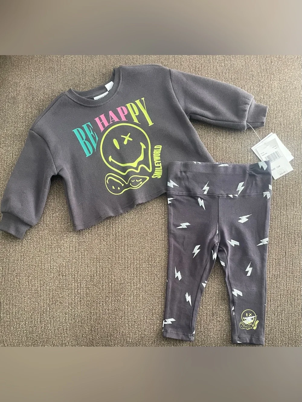 NWT Girl’s Smiley World 2-Piece Long Sleeve Set Size 12M